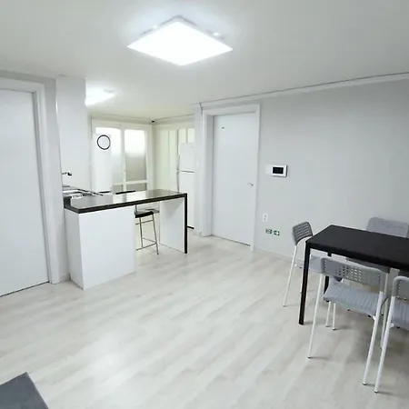 Chocopie House Hotel